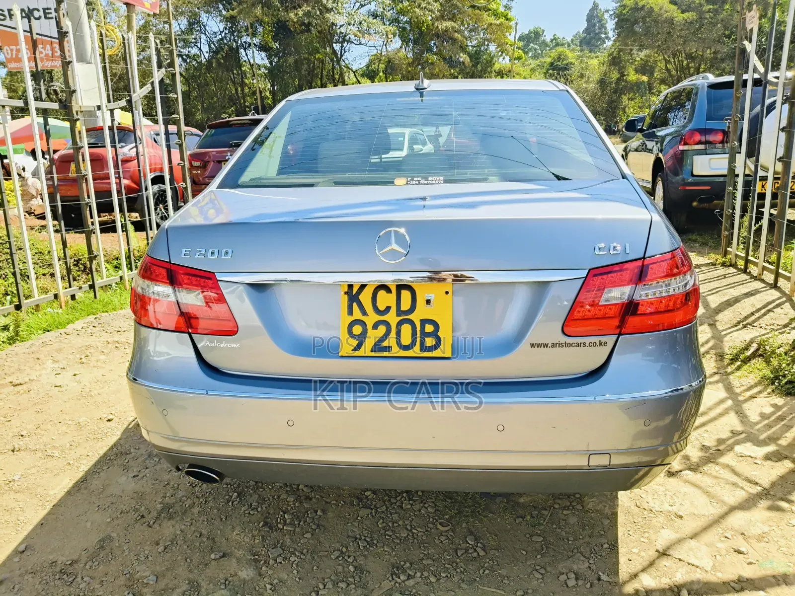 Mercedes-Benz E250 2010 Blue