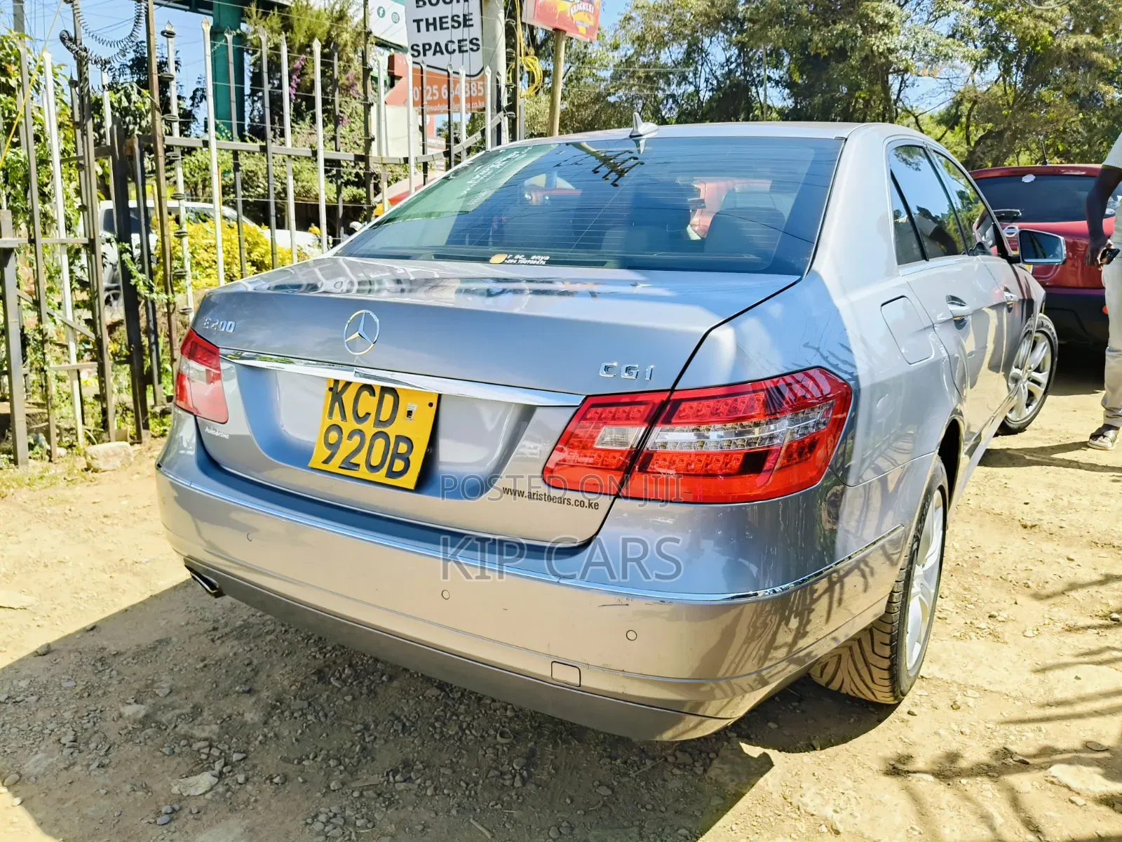 Mercedes-Benz E250 2010 Blue