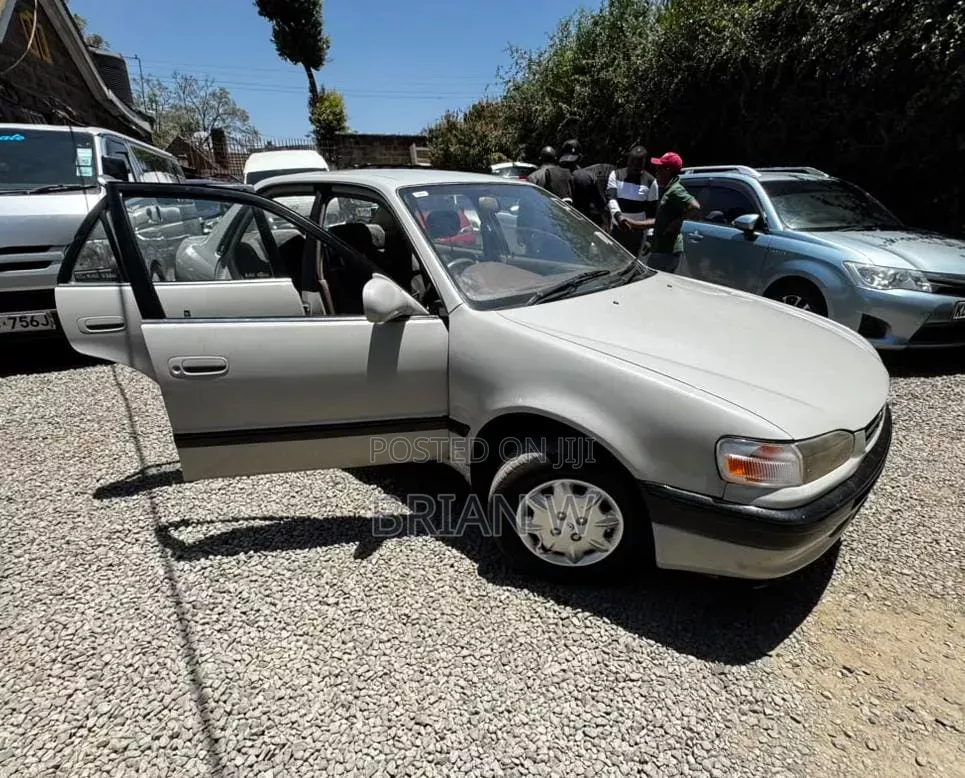 Toyota Corolla 2002 Silver