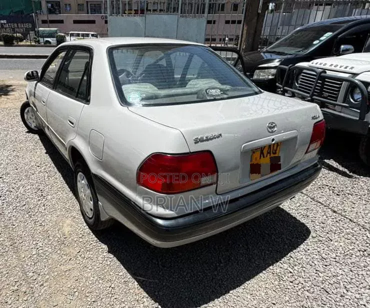 Toyota Corolla 2002 Silver