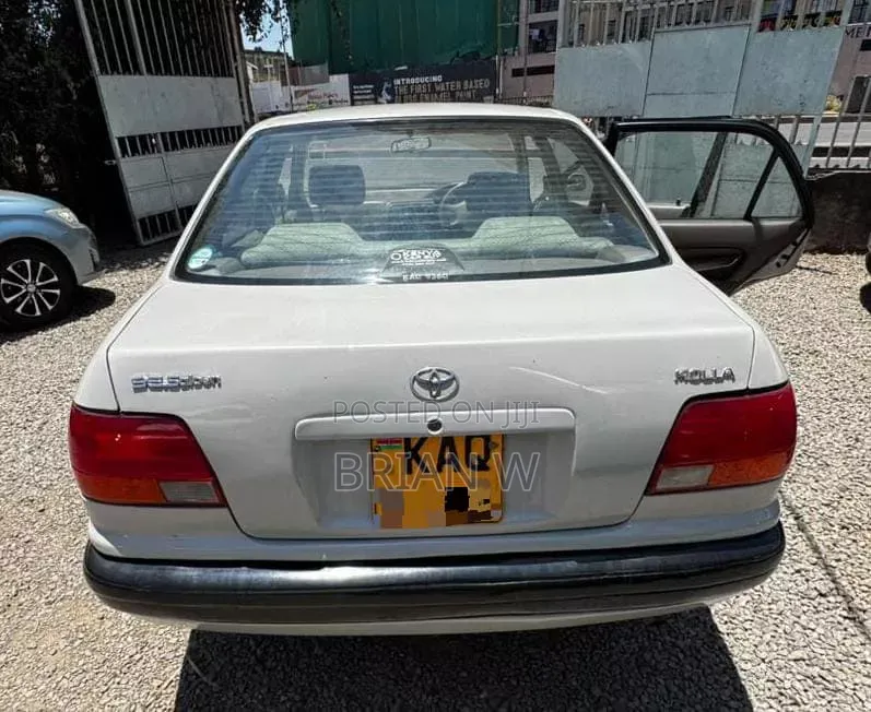 Toyota Corolla 2002 Silver