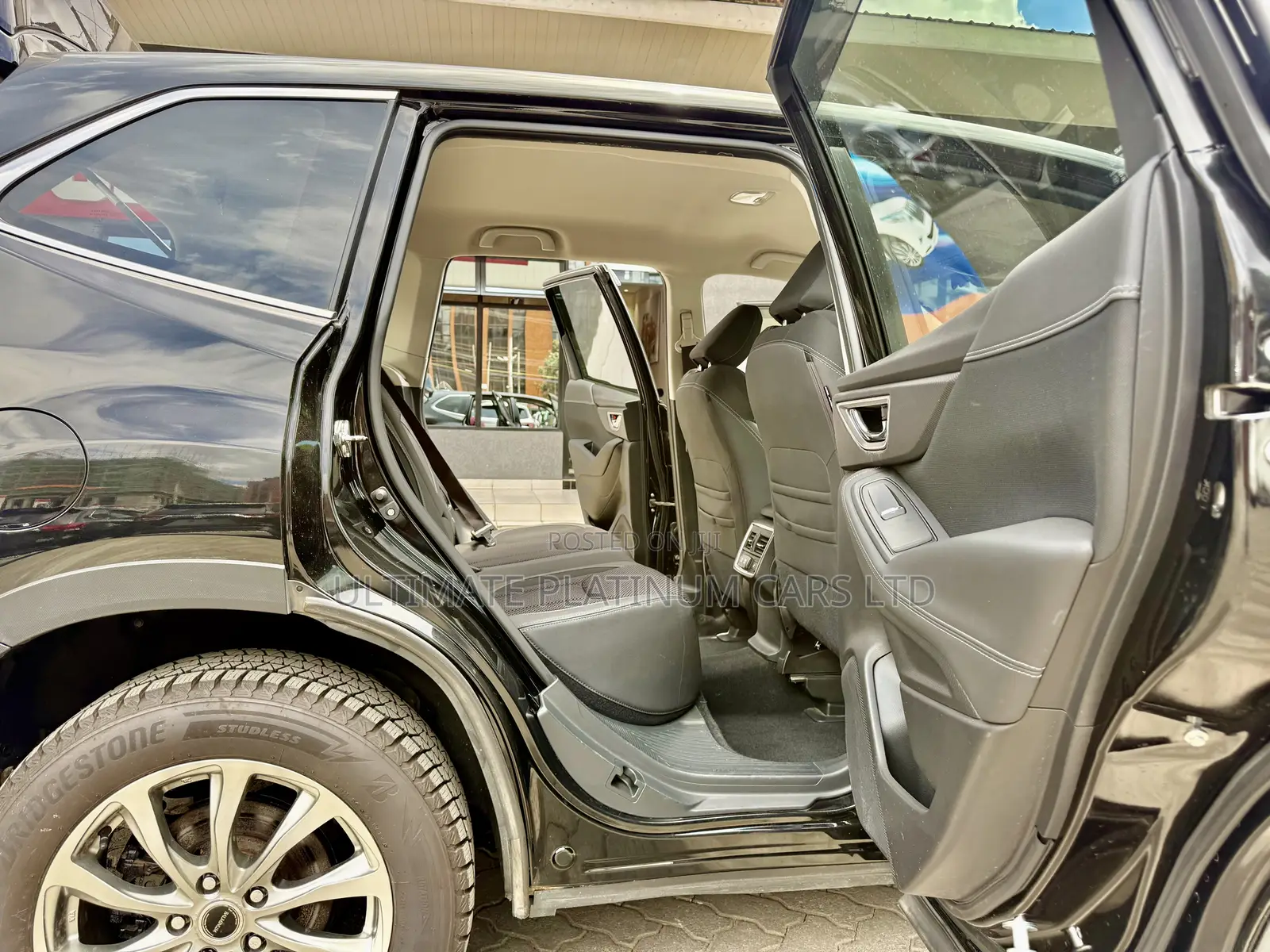 Subaru Forester Premium AWD 2019 Black
