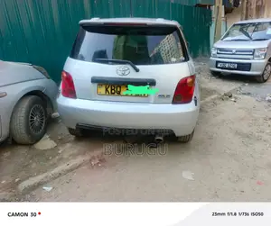 Toyota IST 2006 White