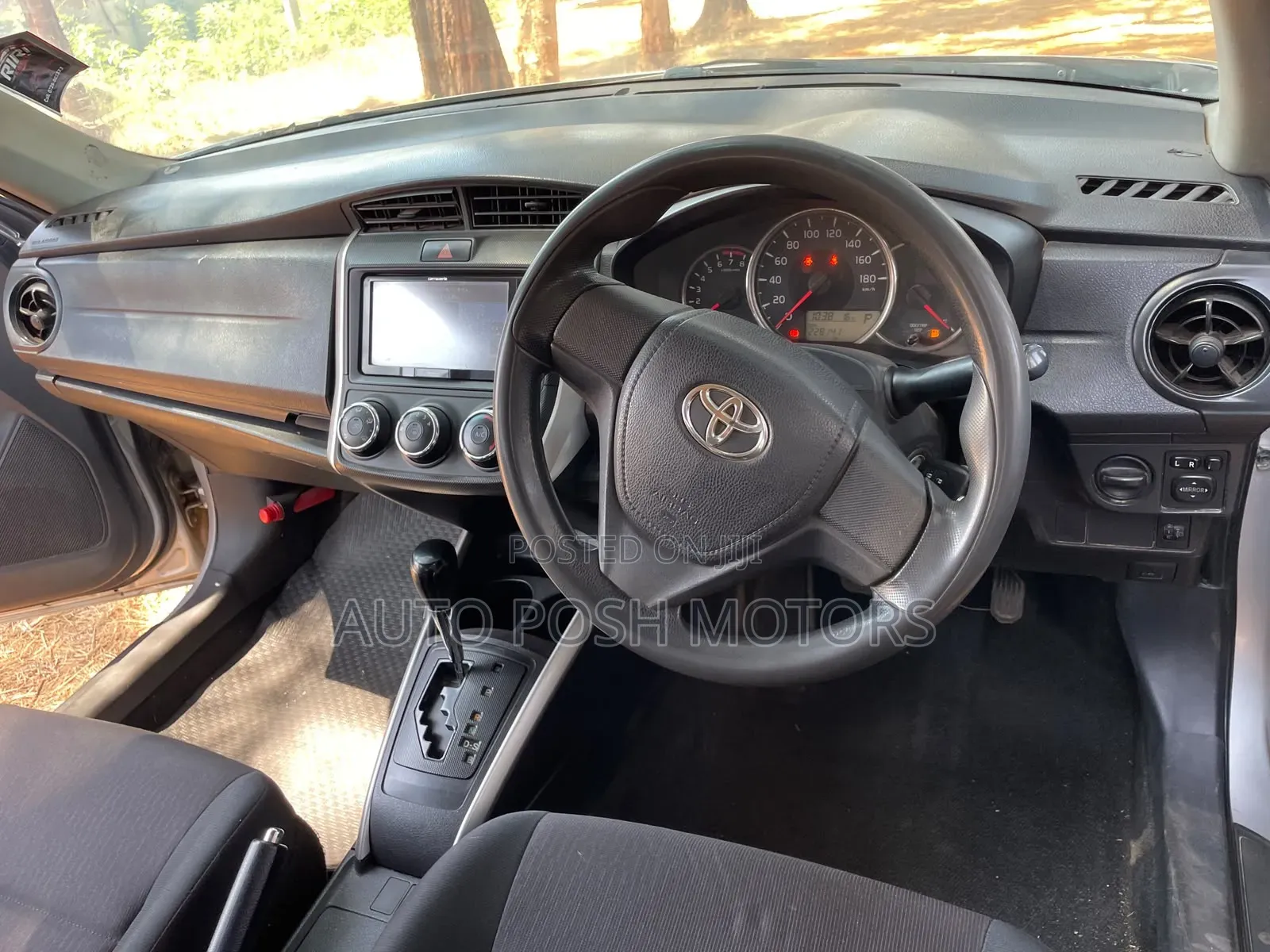 Toyota Corolla Fielder 2015 Silver