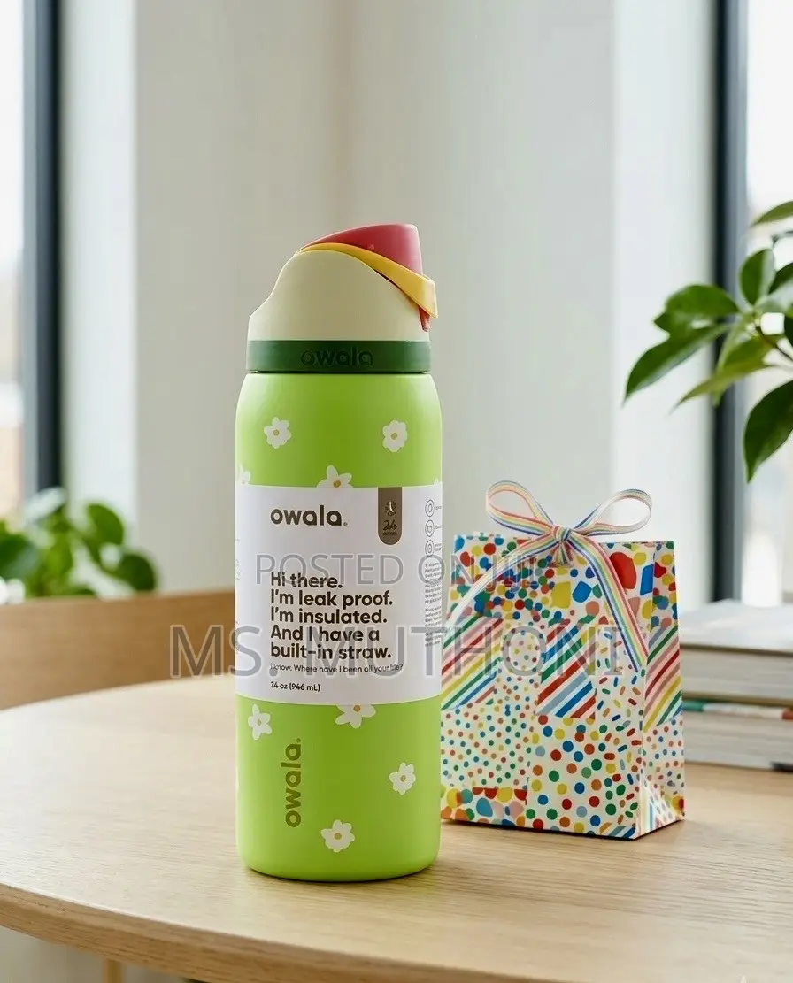 Limited-Edition "Darling Daisy" Owala Free Sip Bottle