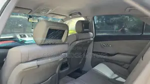 Toyota Crown 2009 White