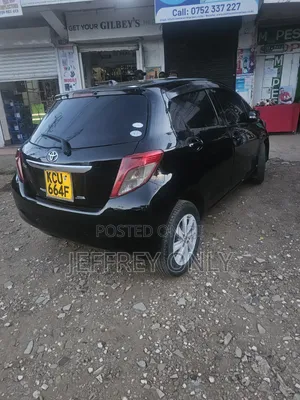 Toyota Vitz 2011 Black