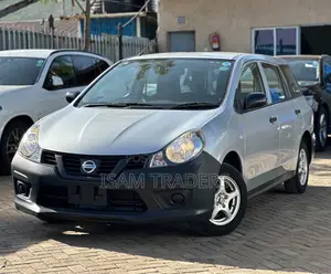 Nissan Advan 2019 Silver