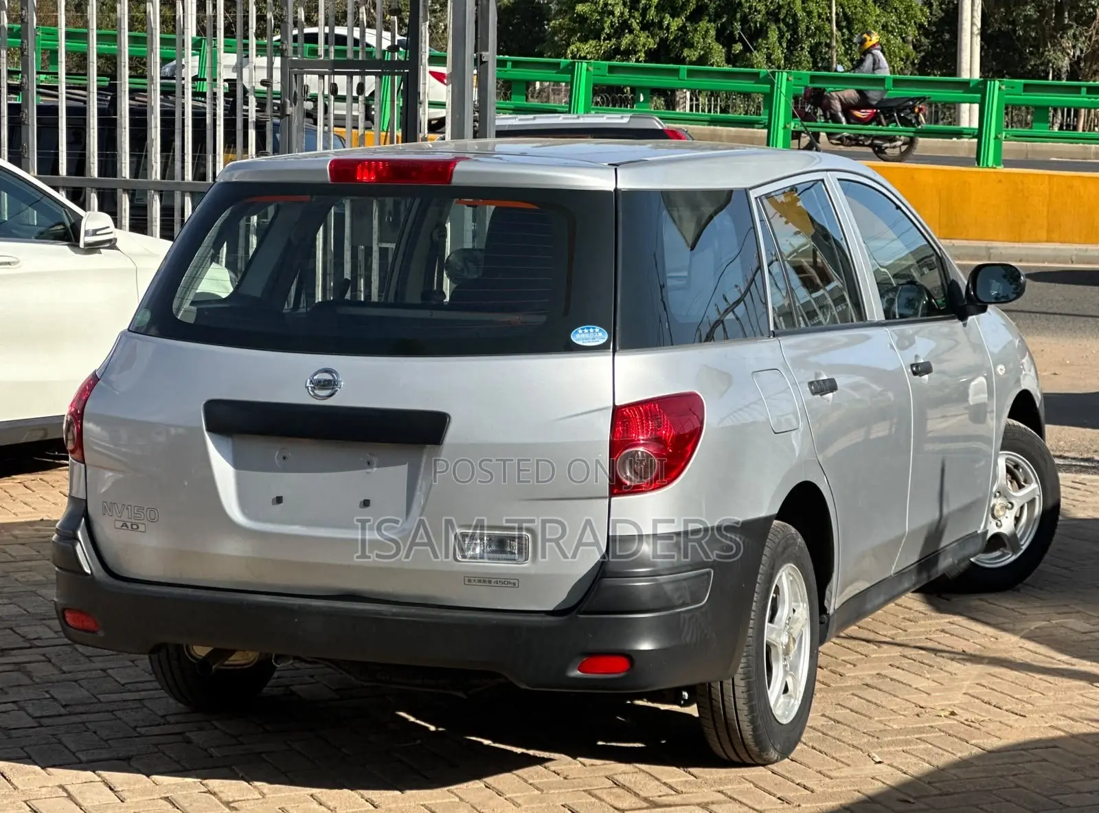 Nissan Advan 2019 Silver