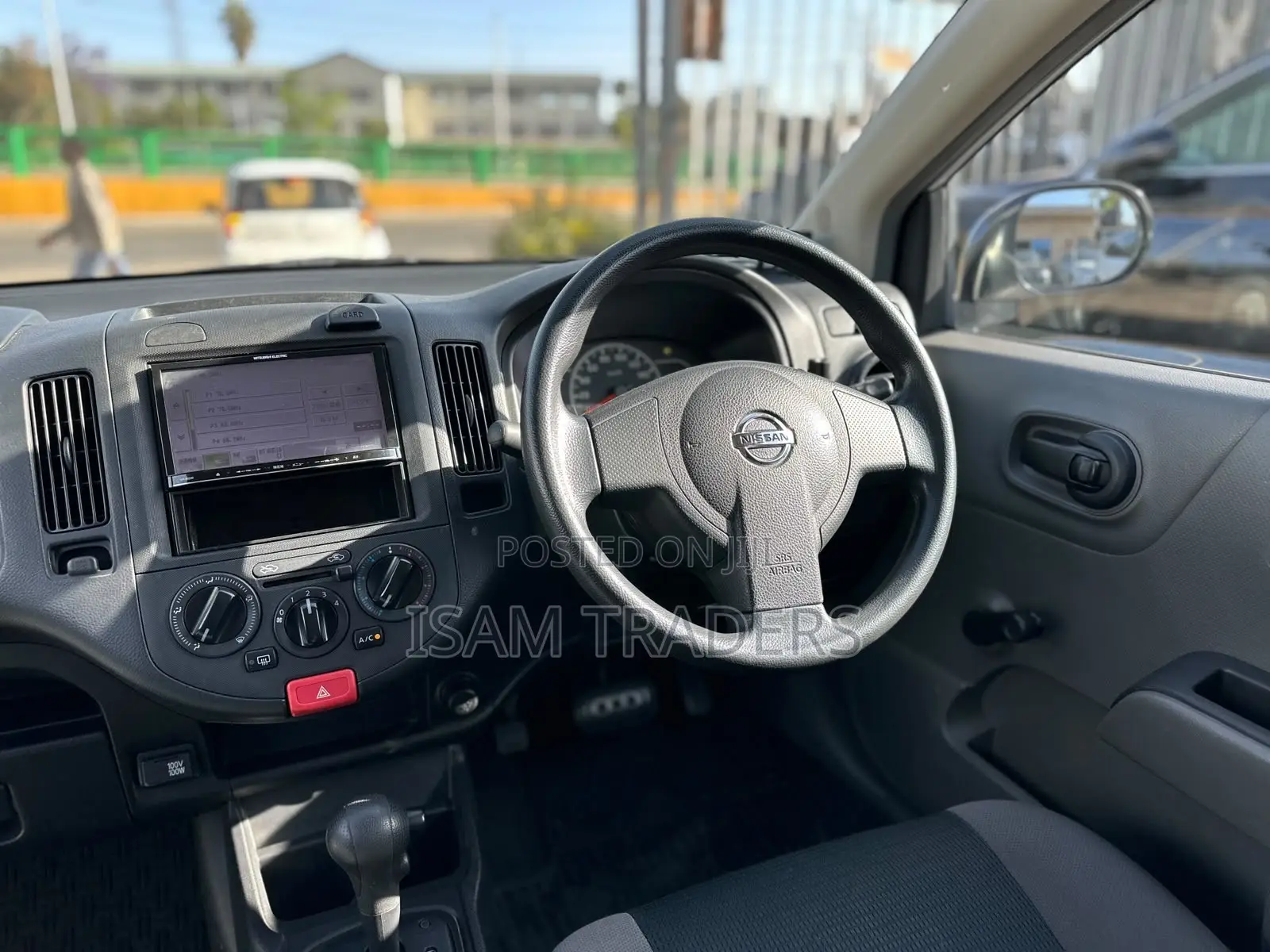 Nissan Advan 2019 Silver