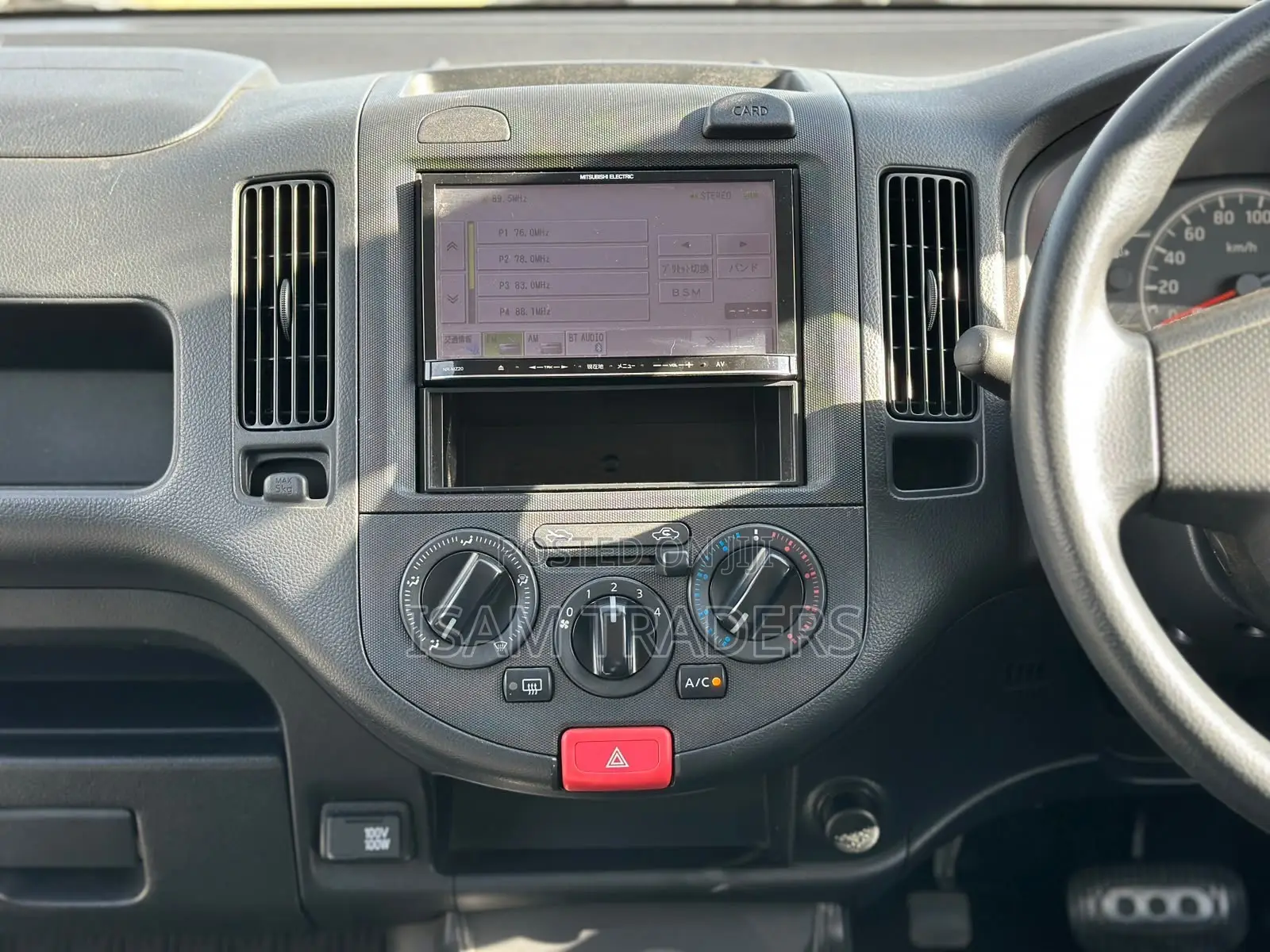 Nissan Advan 2019 Silver