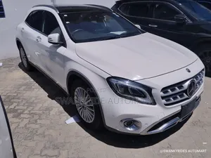 Mercedes-Benz GLA-Class 2019 White