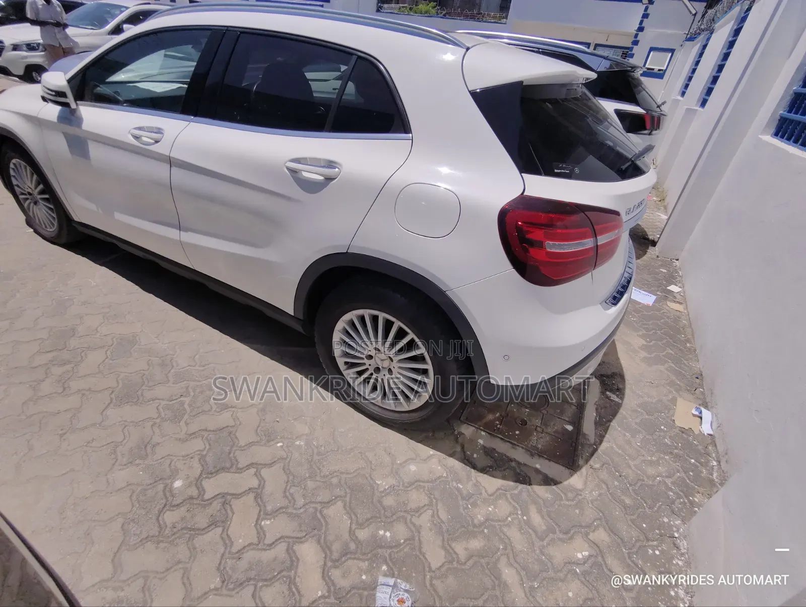 Mercedes-Benz GLA-Class 2019 White