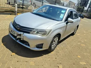 Toyota Axio 1.5 X 2WD 2012 Silver