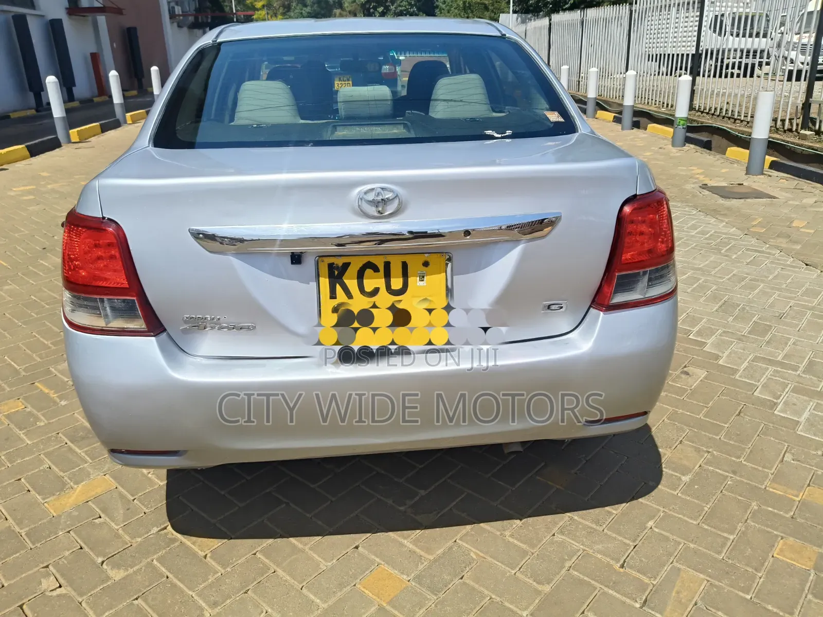 Toyota Axio 1.5 X 2WD 2012 Silver