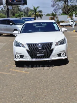 Toyota Crown 2015 White