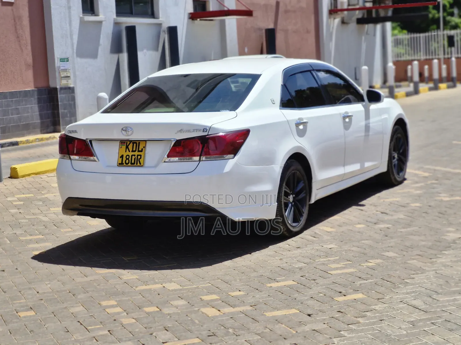 Toyota Crown 2015 White