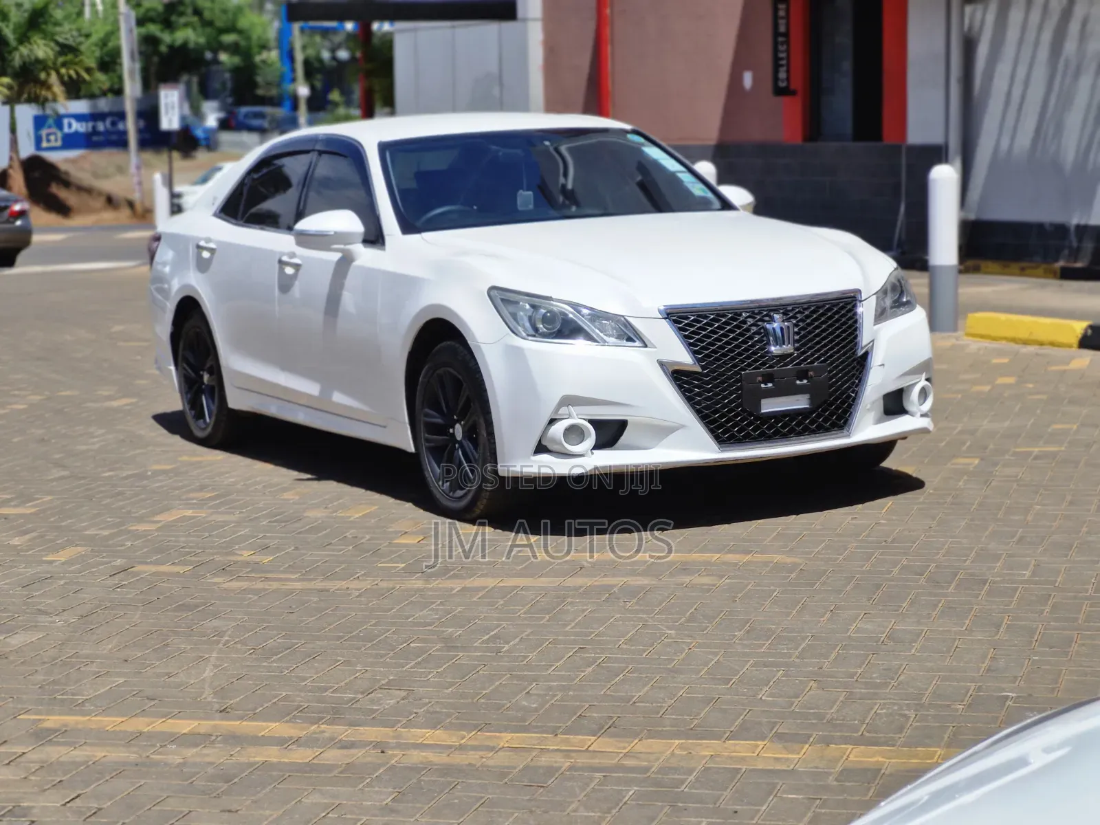 Toyota Crown 2015 White