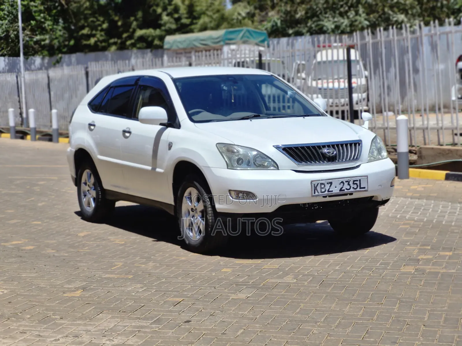 Toyota Harrier 2.4 2007 White