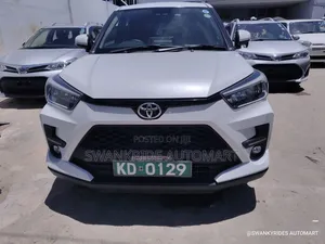 Toyota Raize 1.0 AWD 2021 White