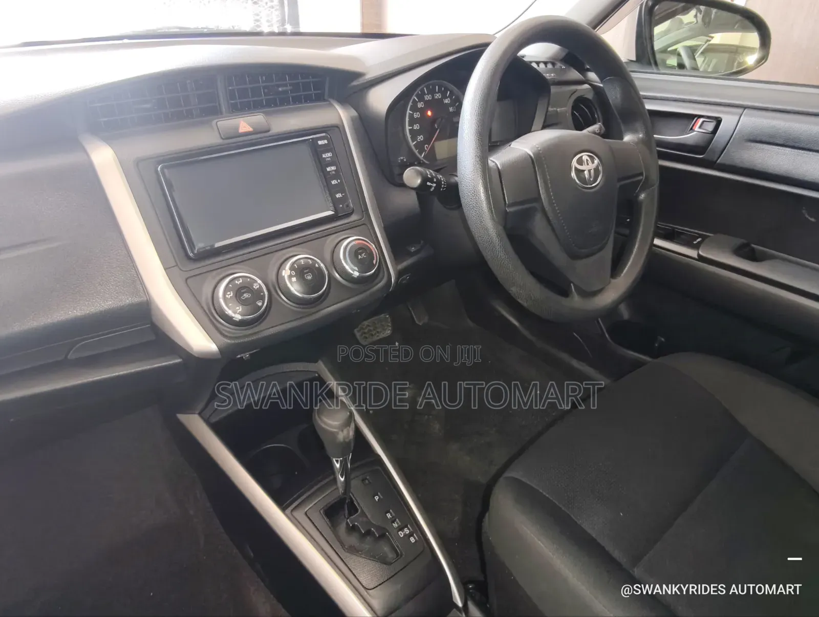 Toyota Corolla Fielder 2019 White