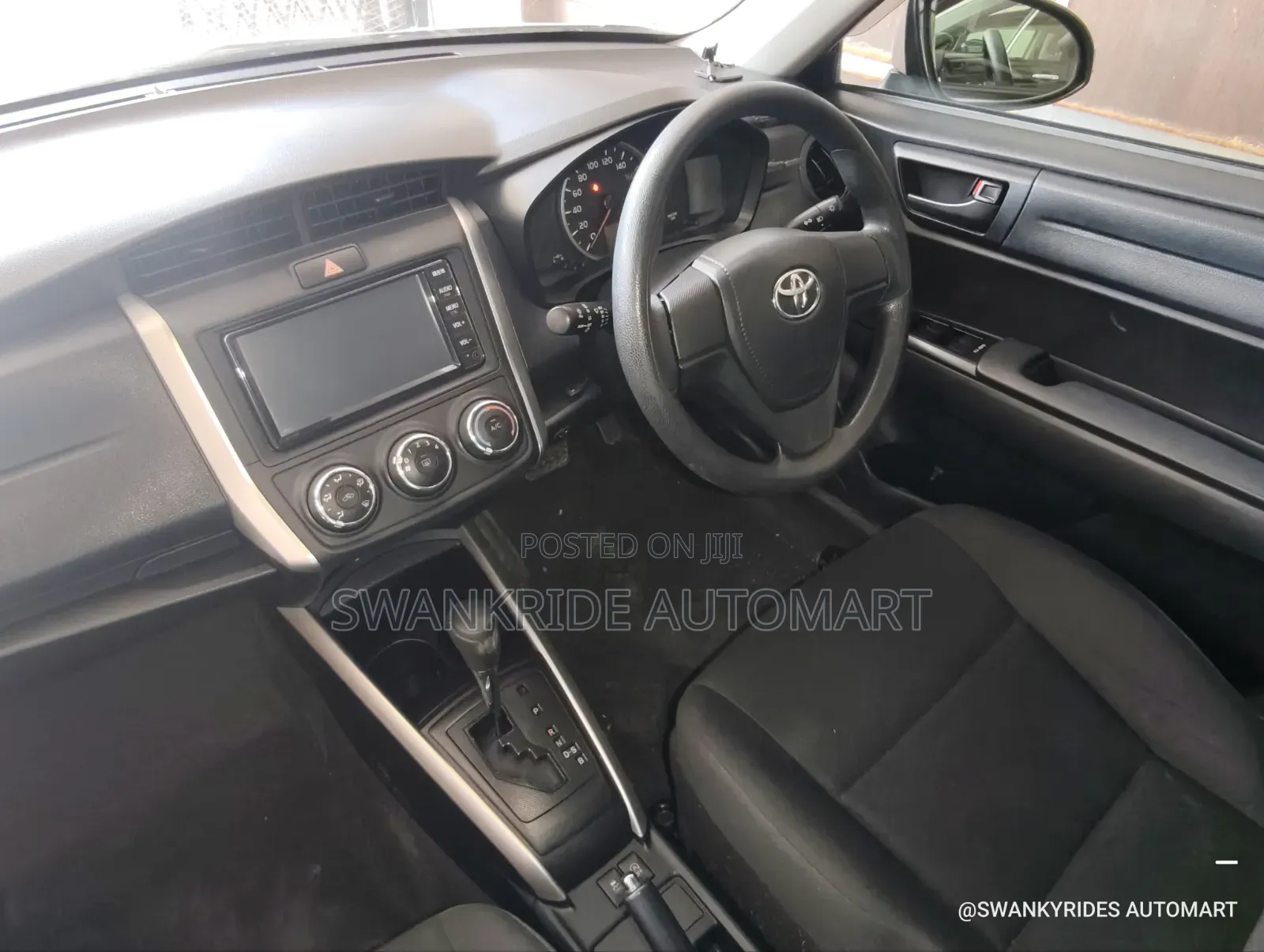 Toyota Corolla Fielder 2019 White