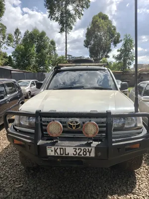 Toyota Land Cruiser Prado 4.0 V6 3dr 2004 White