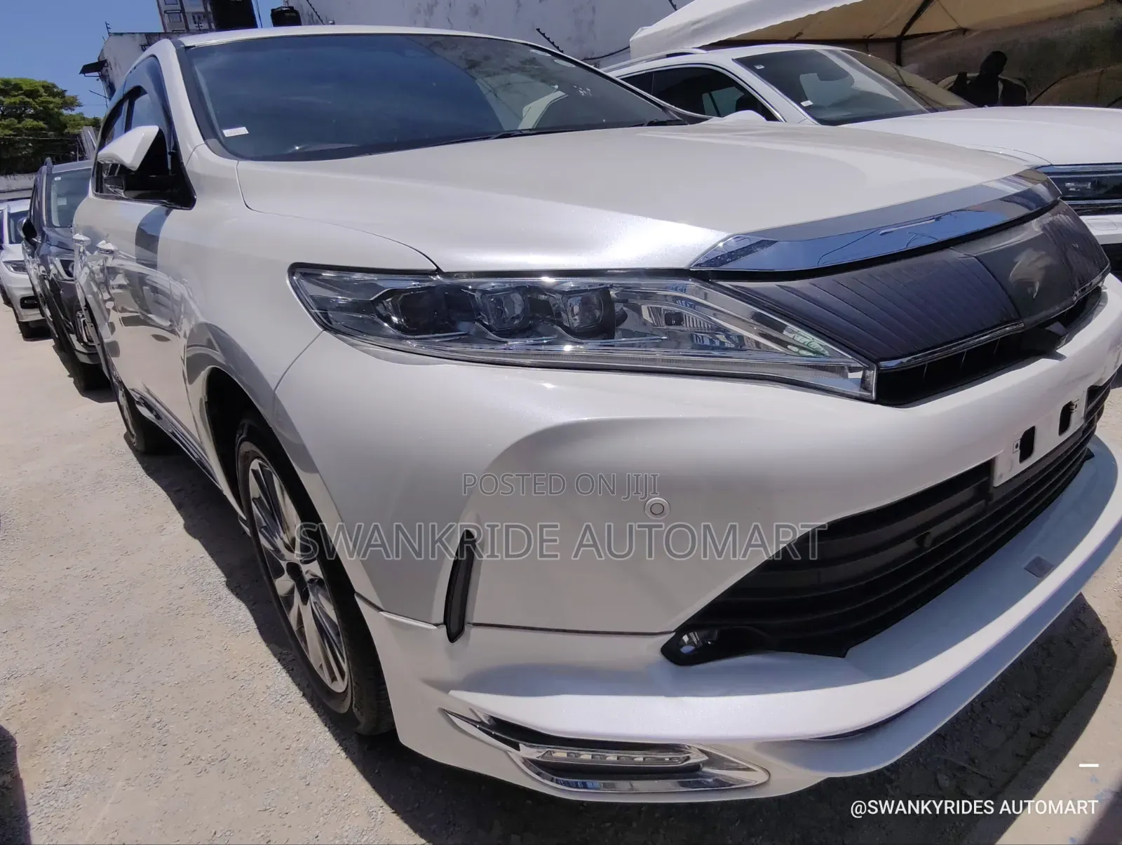 Toyota Harrier 2.0 2019 Green