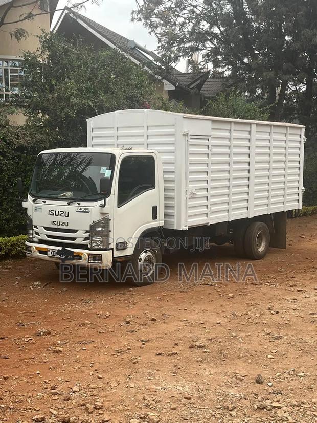 Isuzu NQR 2025 White - main view