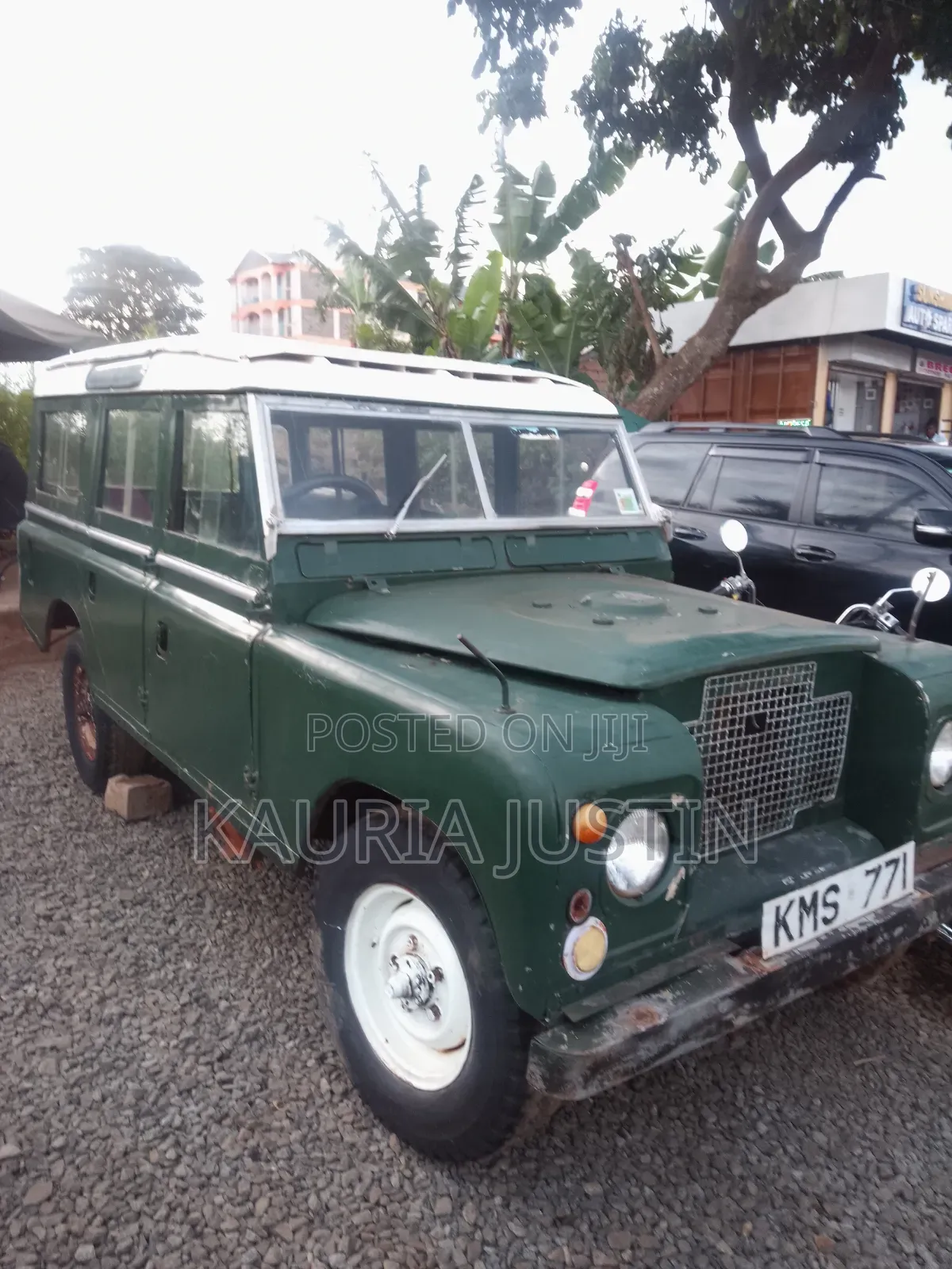 Land Rover Defender 1969 Green
