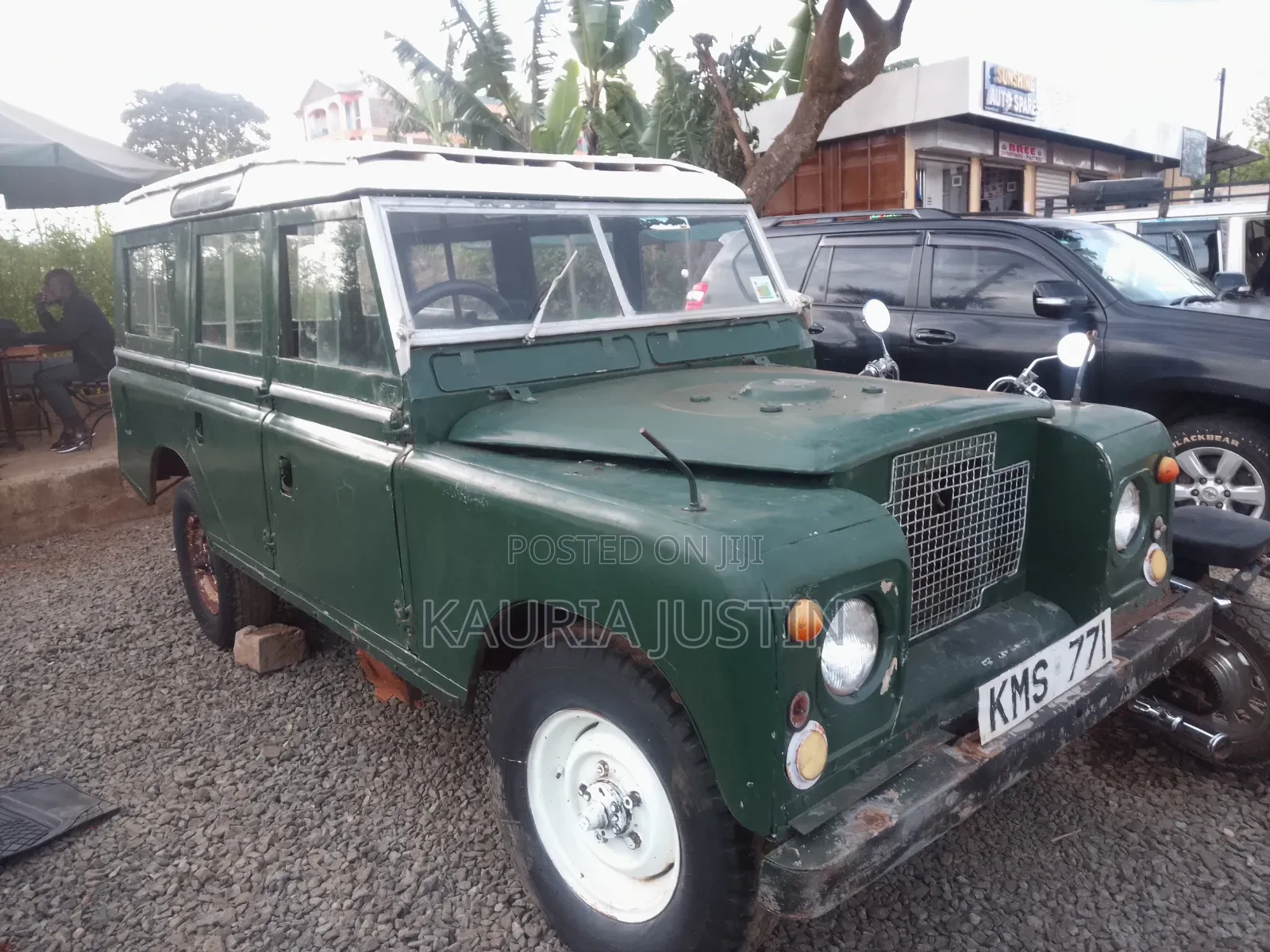 Land Rover Defender 1969 Green