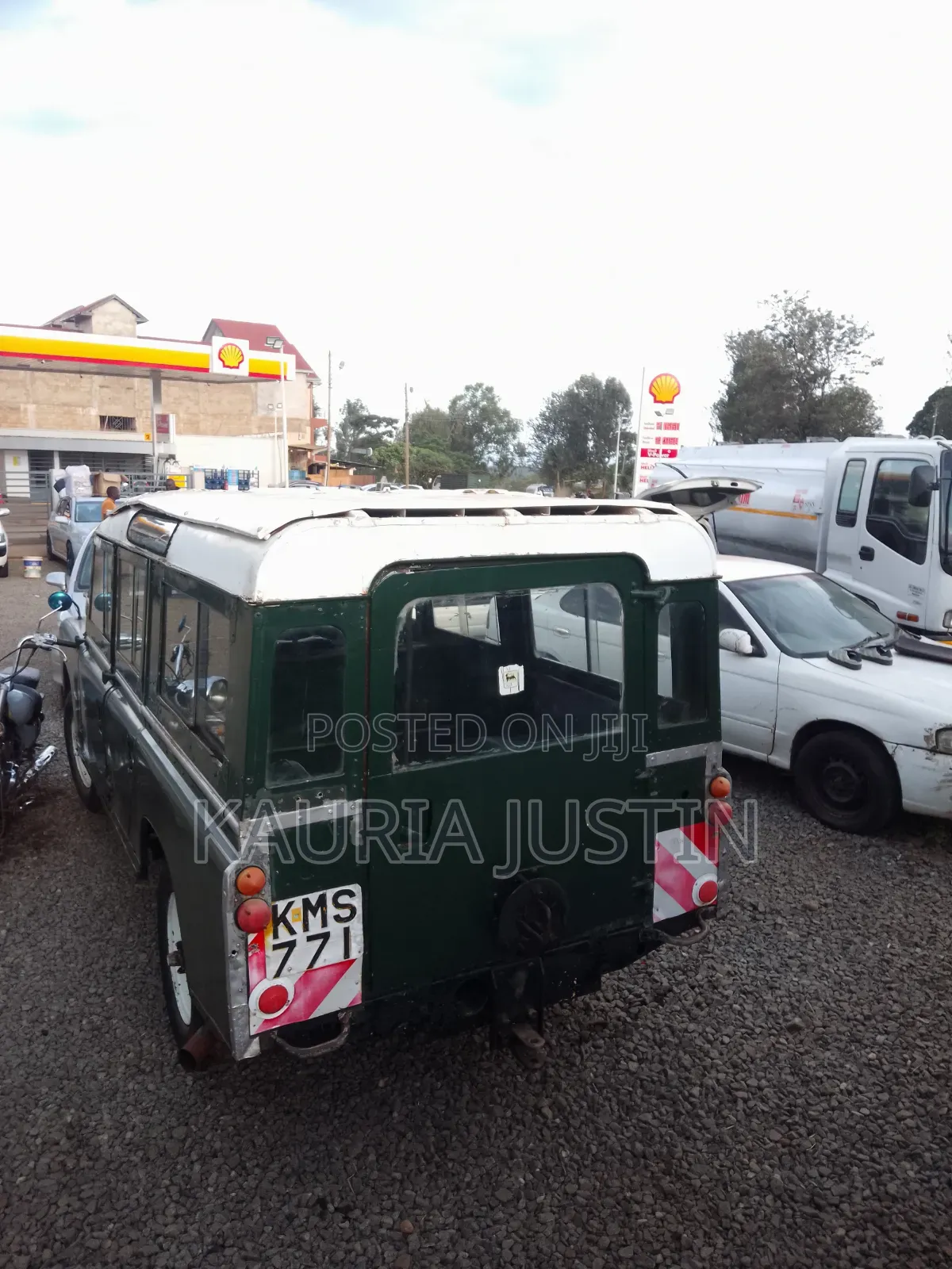 Land Rover Defender 1969 Green