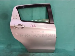 R Door Assy Rh Toyota Vitz Ksp130 2013