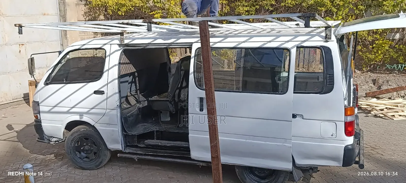 Toyota HiAce 2012 White