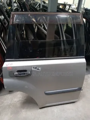 R Door Assy Rh Nissan X-Trail Nt30 2005