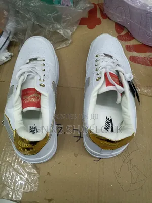 Nike Air Force