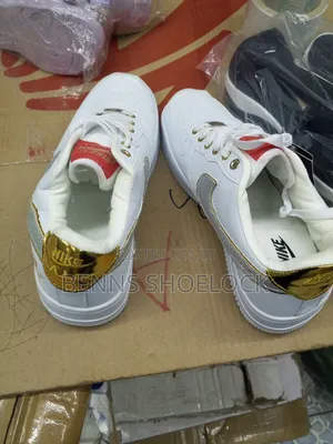 Nike Air Force