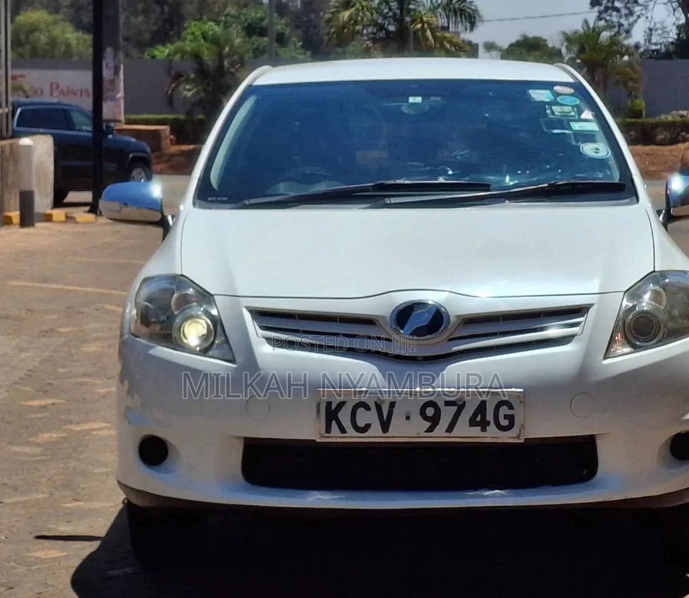 Toyota Auris 2012 White