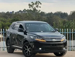 Toyota Harrier 2.0 2019