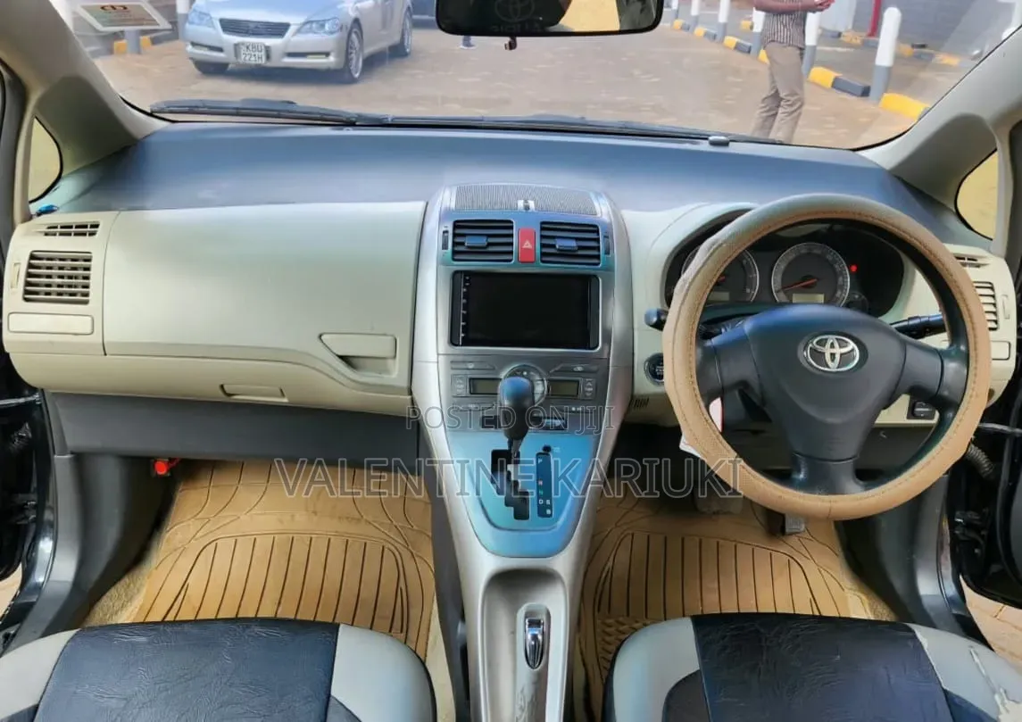 Toyota Auris 2008 Black