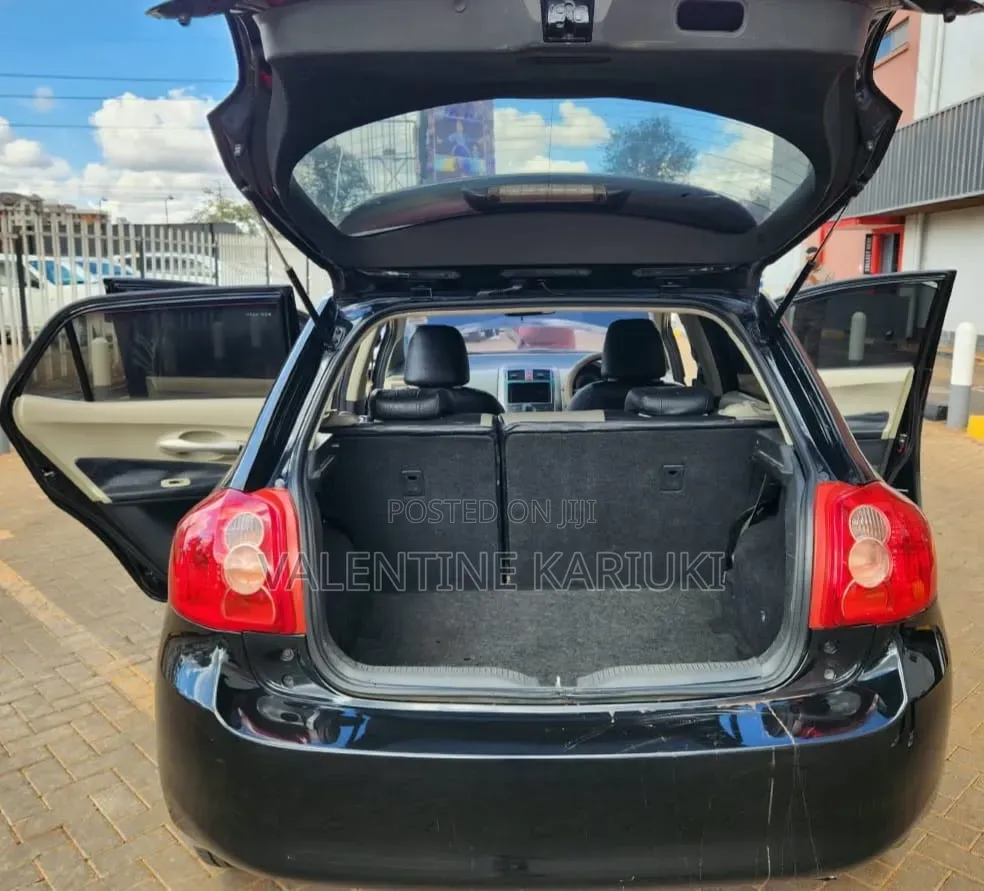 Toyota Auris 2008 Black
