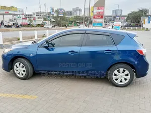 Mazda Axela 2011 Blue