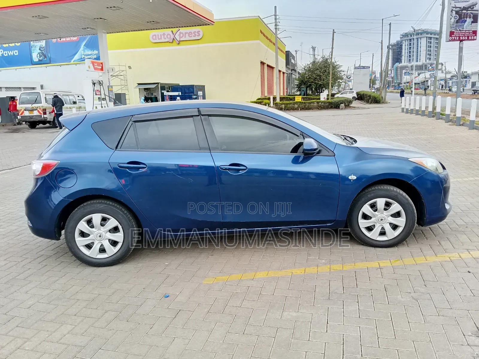 Mazda Axela 2011 Blue