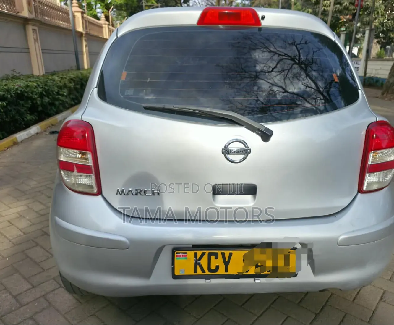 Nissan March 2012 Silver