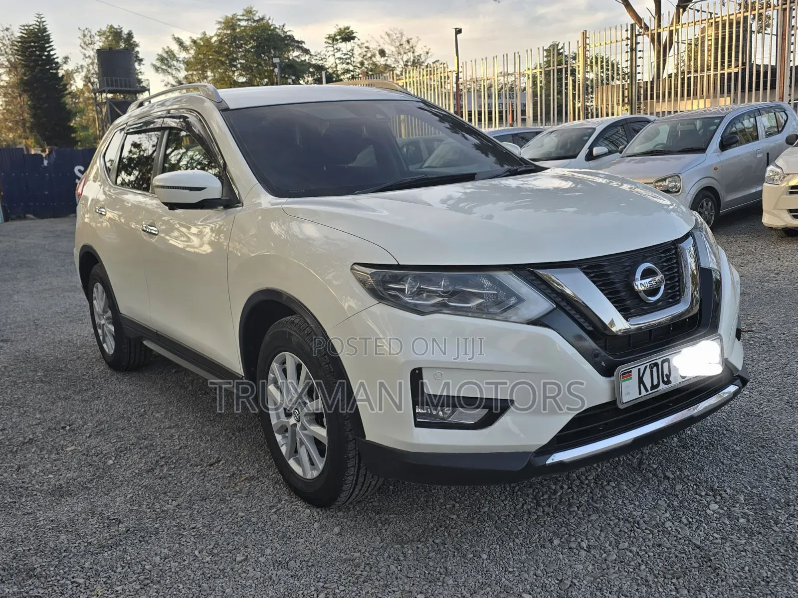 Nissan X-Trail 2017 White