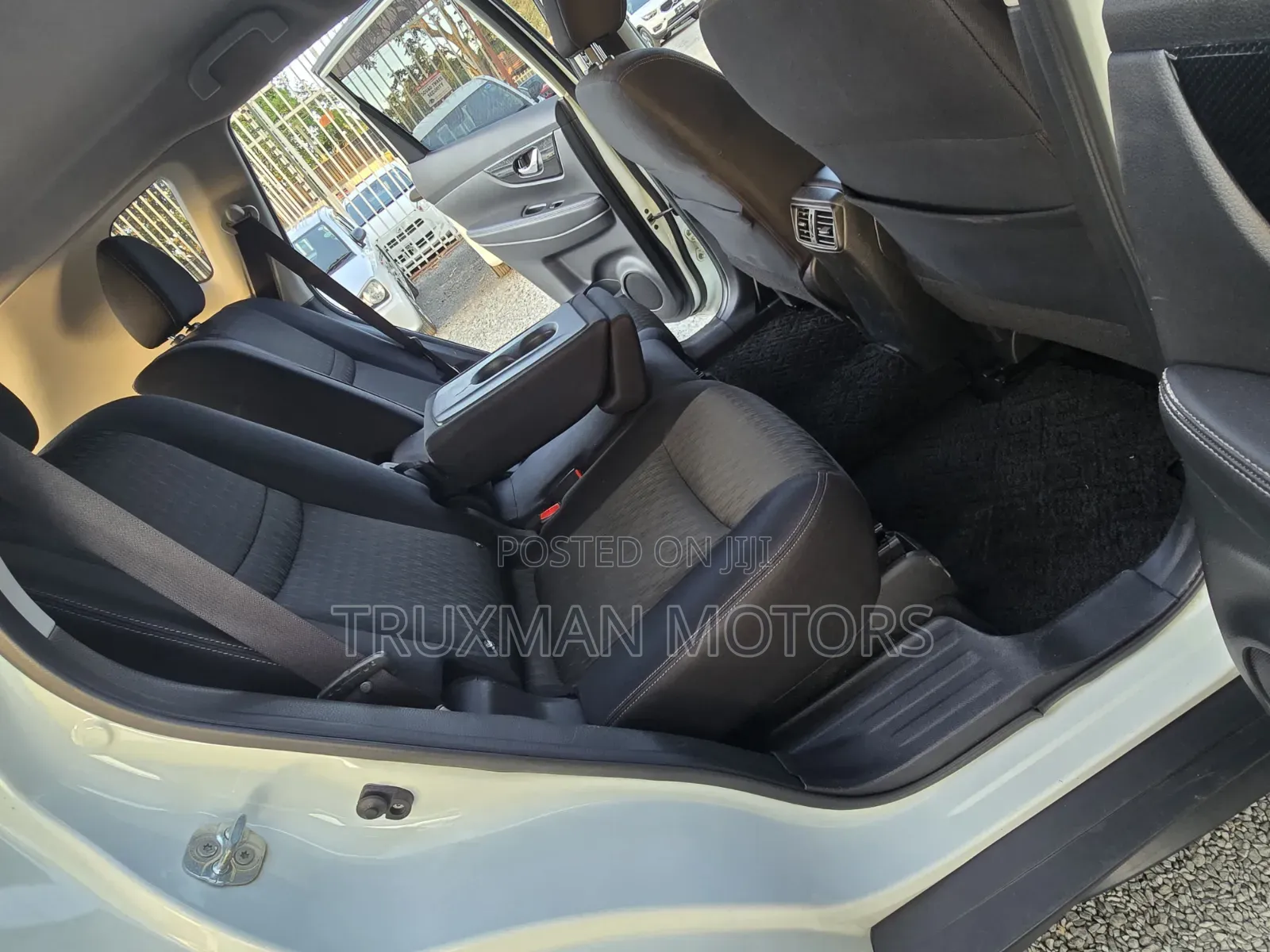 Nissan X-Trail 2017 White