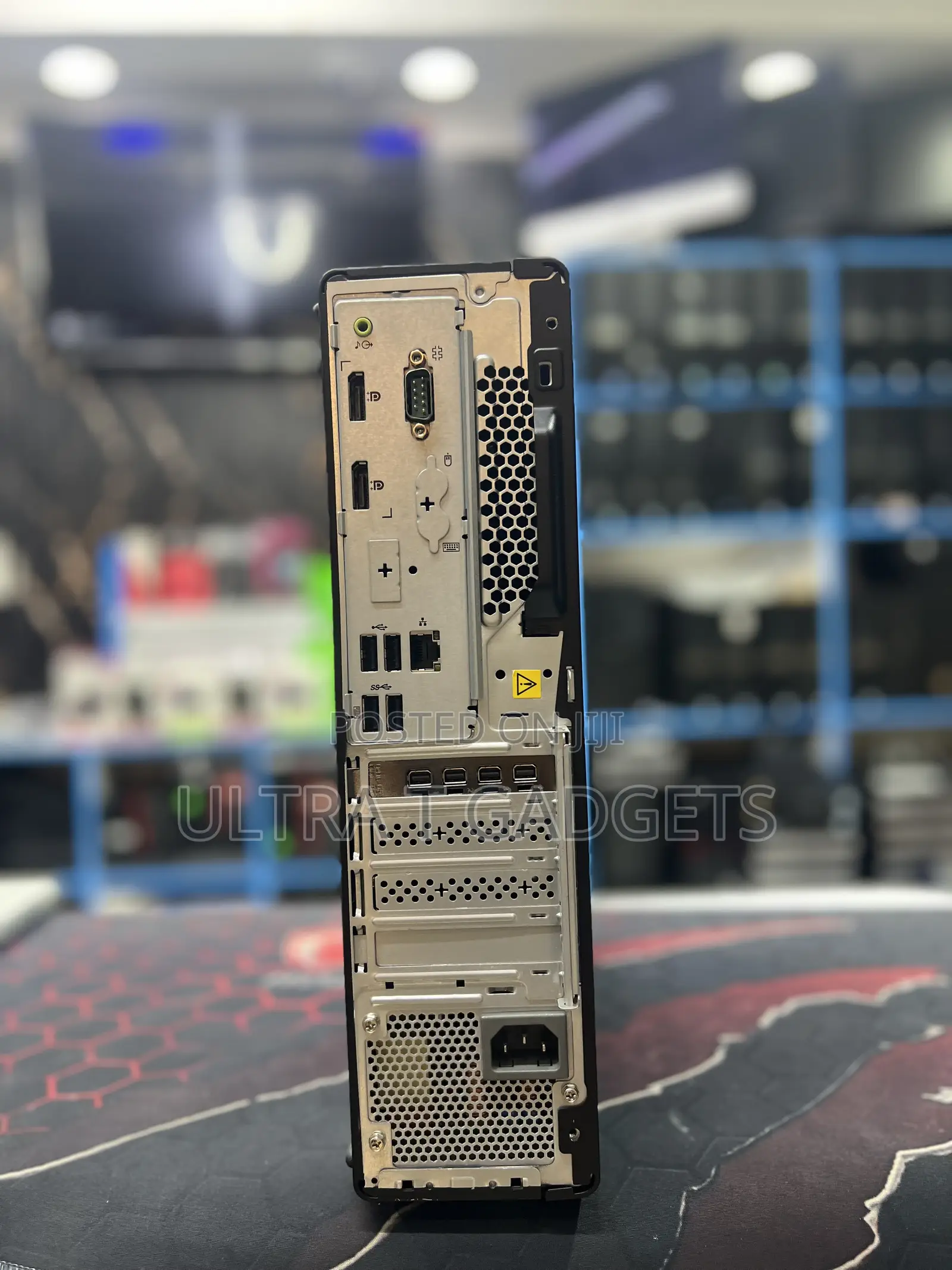 Desktop Computer Lenovo 32GB Intel Core i7 SSD 1T
