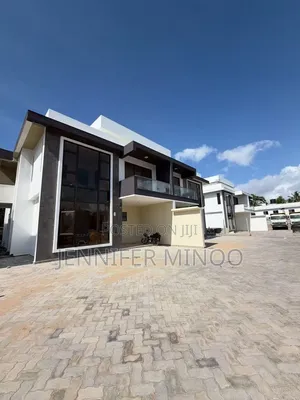 5bdrm Villa in Mombasa Kenya, Nyali Mkomani for sale
