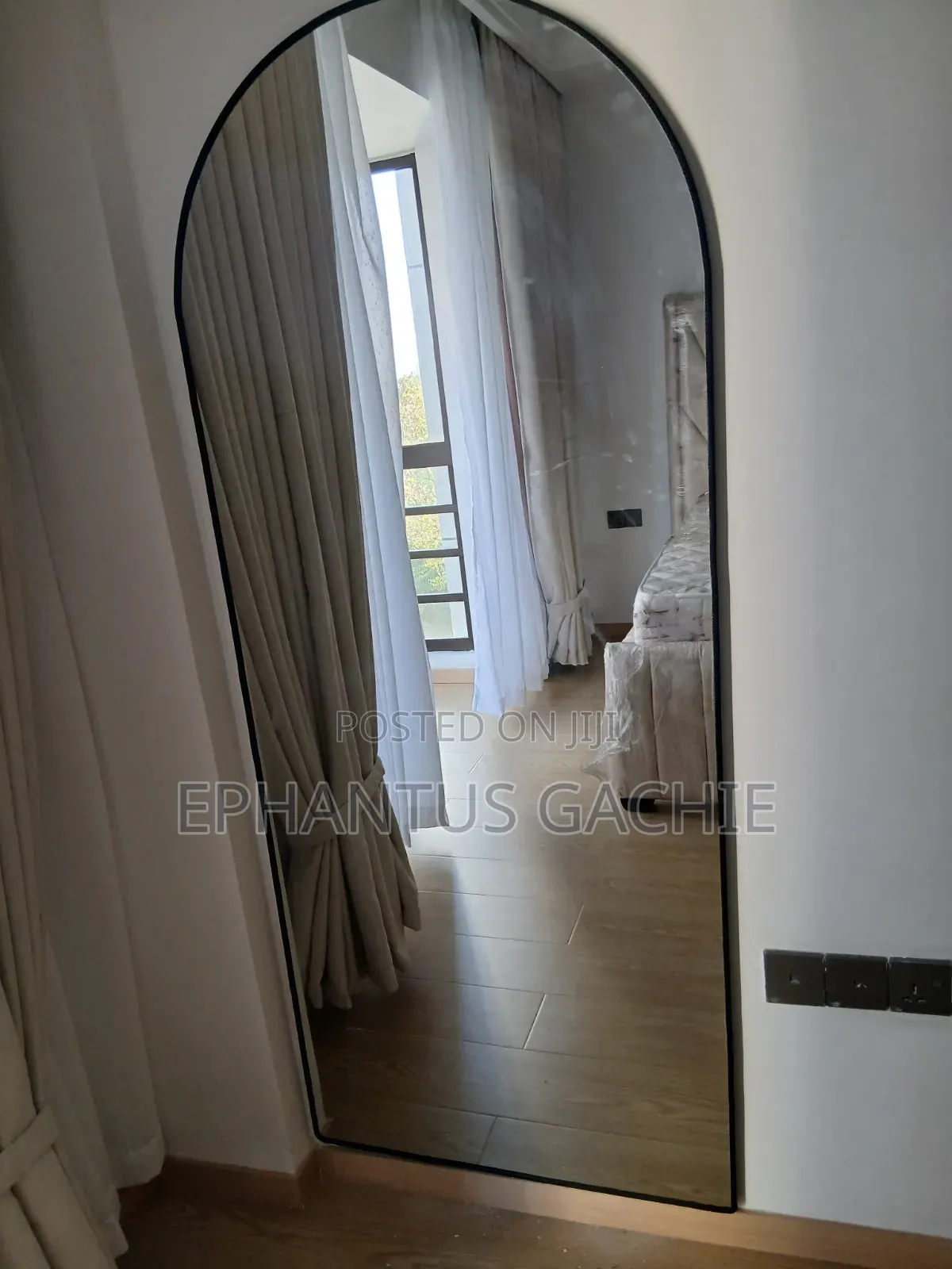 Mirror Decor
