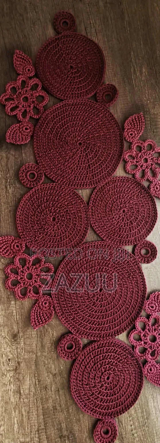 Table Runner
